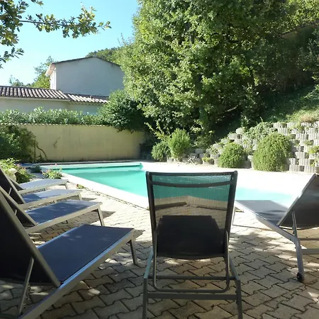 Inviting In Paul Trois Chateaux With Pool Saint-Paul-Trois-Chateaux